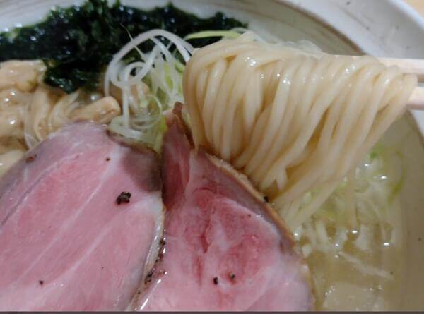 「塩たいおう」の塩ラーメン